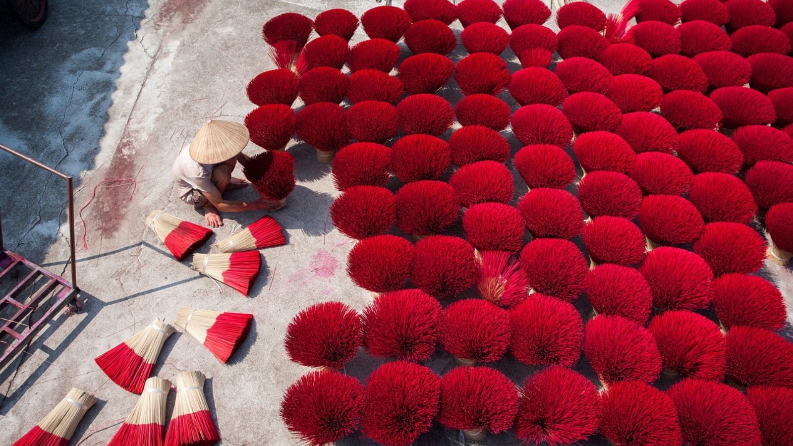 incense sticks, drying, hung yen