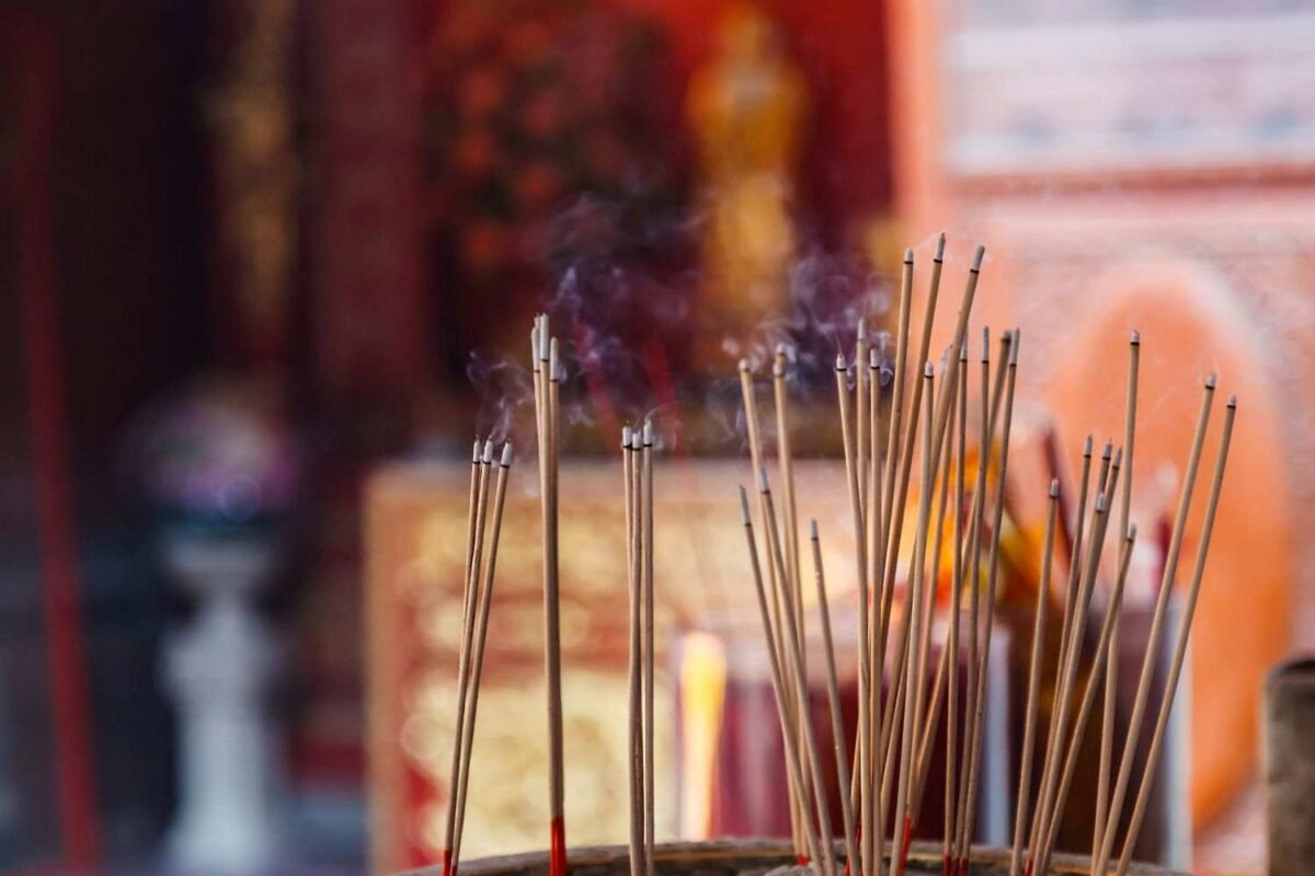 What Raw Material Used by Melting Aromas for Agarbatti Making?