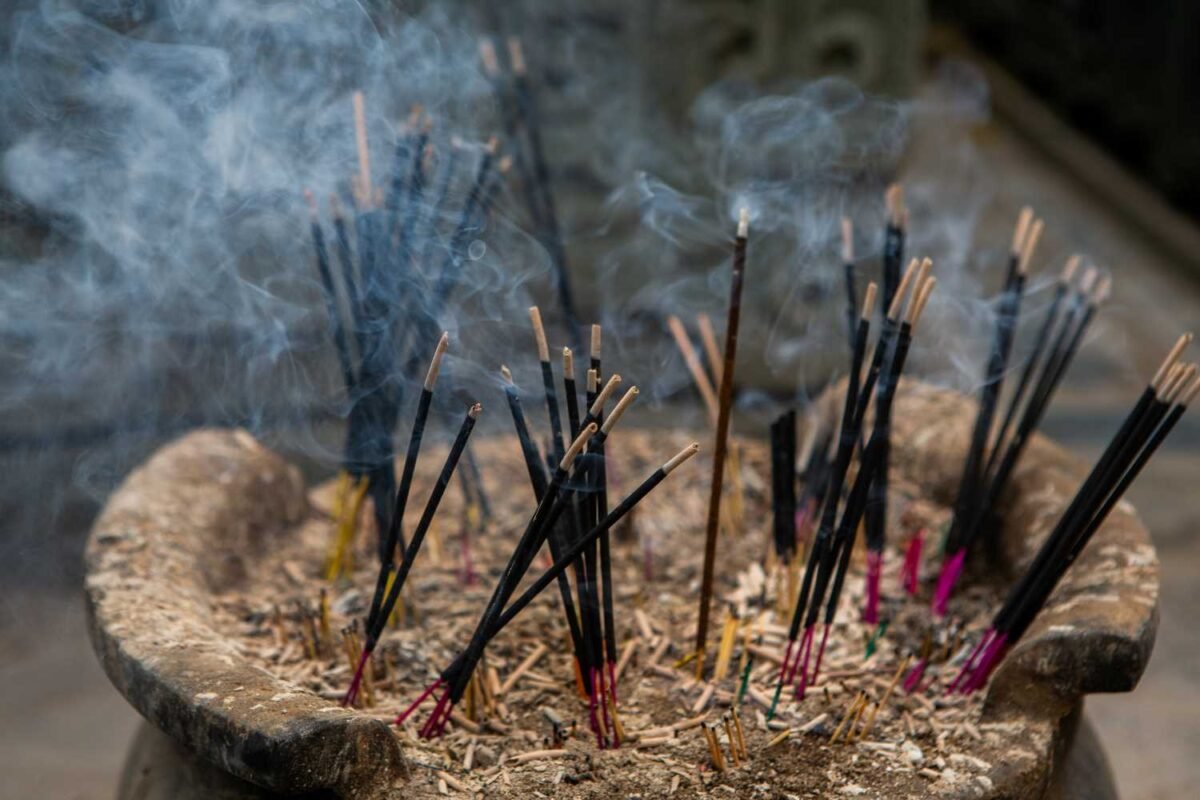 Perfume incense sticks